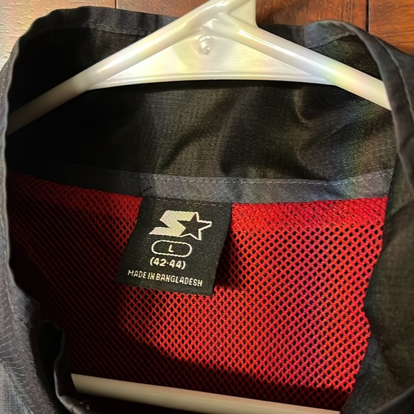 Starter Windbreaker - Picture 2 of 3